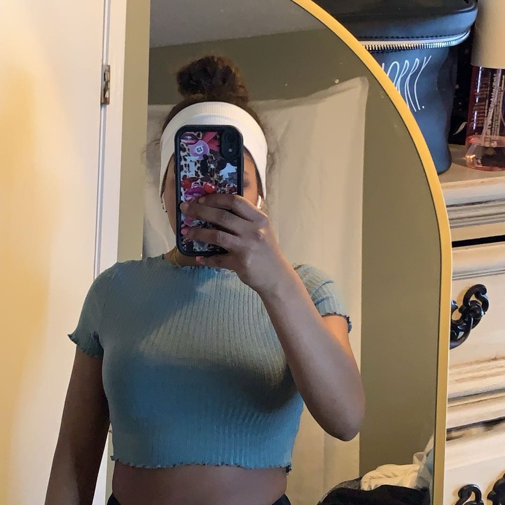 Blue Ribbed Crop T-shirt with Short Sleeves